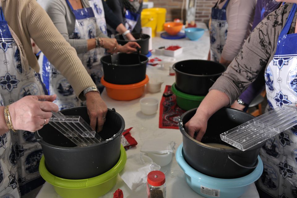 Volendam: 2.5-Hour Cheesemaking Workshop & Clog Making Tour - Volendam at Simonehoeve: where cheese and clogs share the same roof