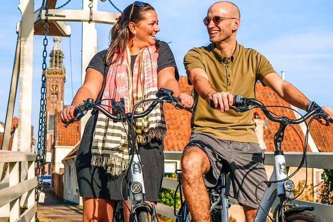 Volendam: E-bike rental with suggested countryside- and fisherman village route - Volendam on Two Wheels: Why This Route Feels Like the Real Netherlands