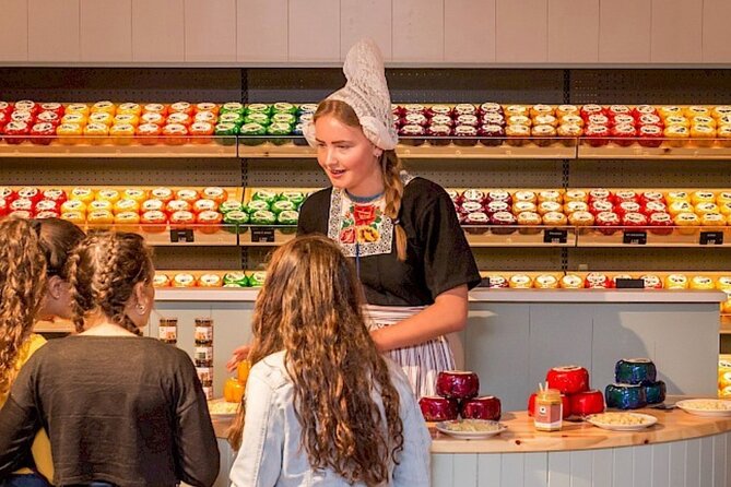 Windmills Country side tour Zaanse Schans-Cheesefactory-Volendam - Stop 3: Volendam harbor time for shops, photos, and village atmosphere