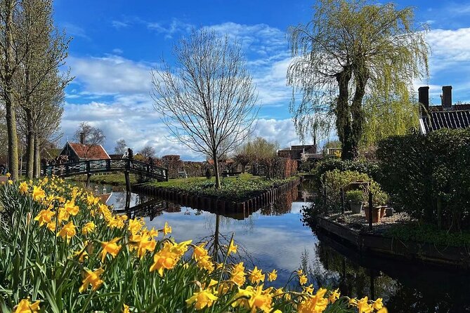 Zaanse Schans and Giethoorn Unique Day Trip with Boat Cruise - Starting in Amsterdam: The 8:00 am Pickup and 10-Hour Reality