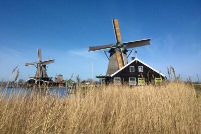 Zaanse Schans and Volendam Private Tour from Amsterdam - Picking up in Amsterdam: hotel, cruise port, or airport