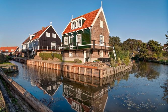 Zaanse Schans, Edam, Volendam and Marken Tour - Guides, Hearing, and Group Size Reality