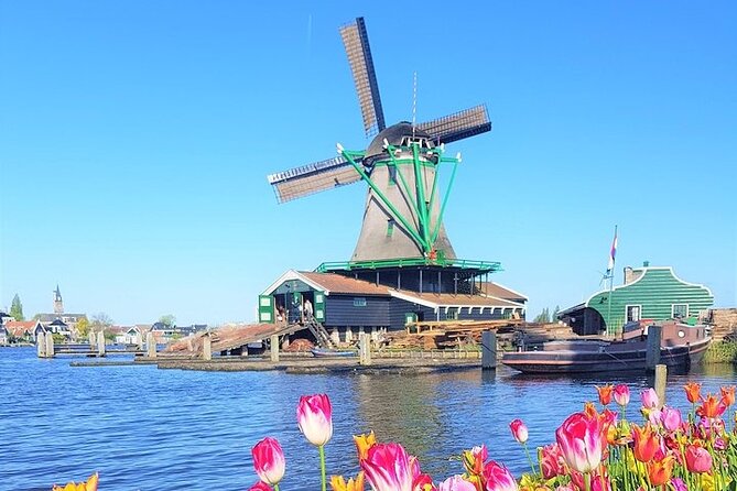 Zaanse Schans Giethoorn Private Tour from Amsterdam Canal Cruise - Zaanse Schans windmills: why this place looks staged (but isn’t)
