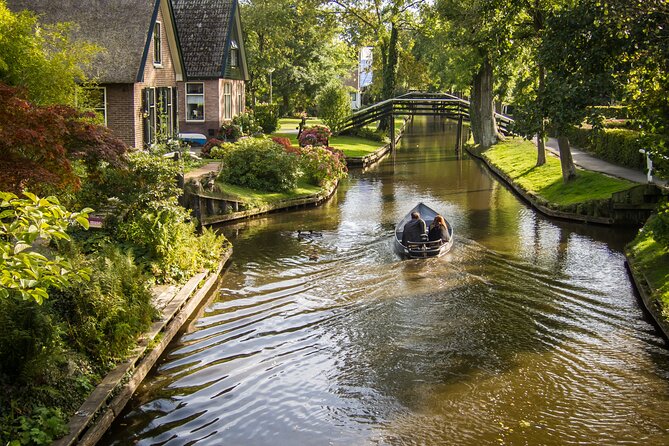 Zaanse Schans Giethoorn Private Tour from Amsterdam Canal Cruise - Your driver/host: what private really changes